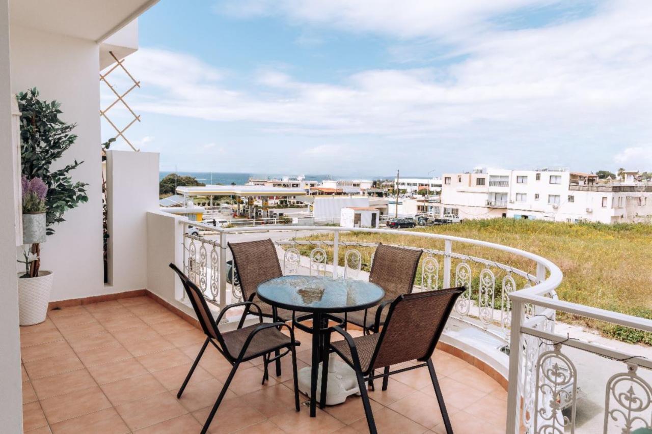 Phaedrus Living: Harmony Sea View Apartment Paphos Exterior photo